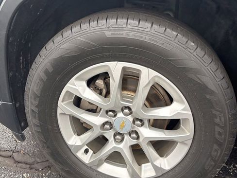 Used 2020 Chevrolet Traverse LT image 15