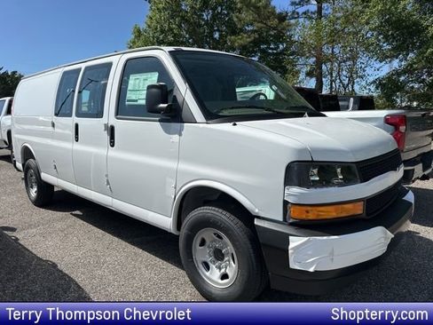 New 2026 Chevrolet Express 2500 Extended w/ Driver Convenience Package RWD image 1