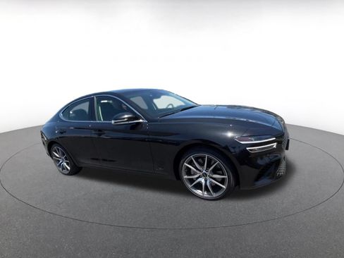 Used 2025 Genesis G70 2.5T RWD image 2
