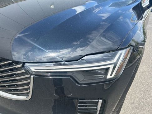 Used 2025 Volvo XC90 B6 Plus AWD/4WD image 8