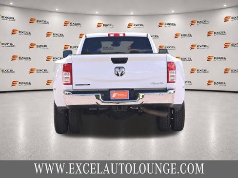 Used 2024 RAM 3500 Big Horn AWD/4WD image 4