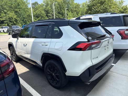 Used 2022 Toyota RAV4 XSE AWD/4WD image 45