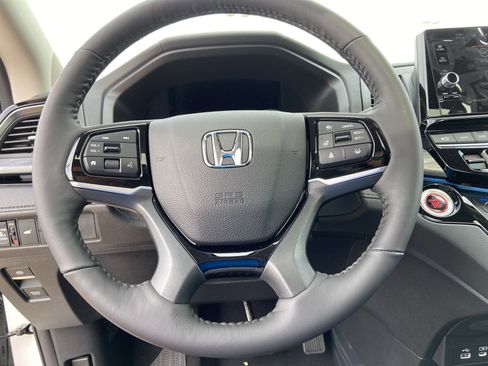 New 2026 Honda Odyssey Elite image 32