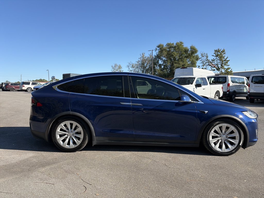 Used 2020 Tesla Model X Long Range AWD/4WD image 8