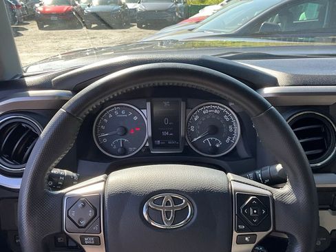 Used 2019 Toyota Tacoma SR5 image 41