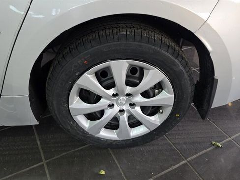 Used 2023 Toyota Corolla LE image 30