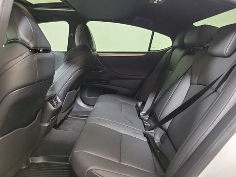 Used 2024 Lexus ES 300h F Sport w/ Accessory Package (Z2) FWD image 23