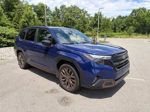 Used 2025 Subaru Forester Sport AWD/4WD image 4