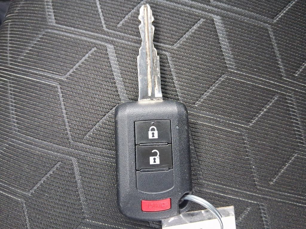 Used 2024 Mitsubishi Outlander Sport AWD image 32