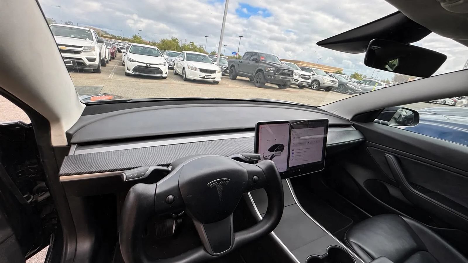 Used 2019 Tesla Model 3 RWD image 5