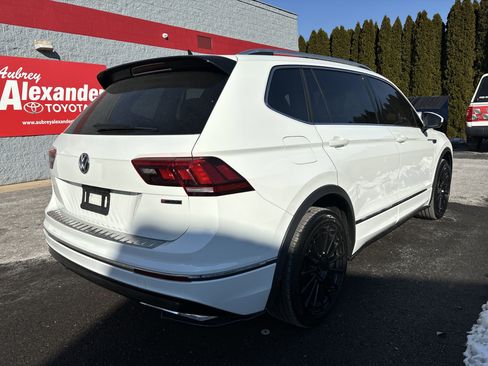 Used 2021 Volkswagen Tiguan SEL Premium R-Line image 3
