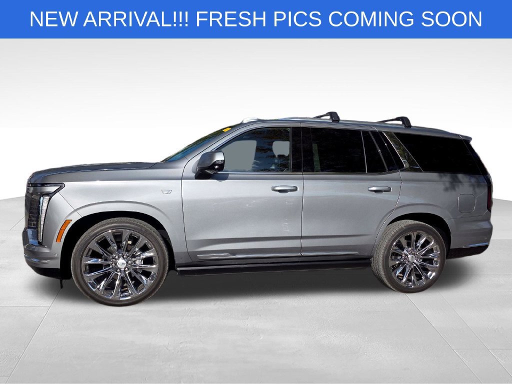 Used 2026 Cadillac Escalade Platinum Luxury w/ LPO, Radiant Package AWD/4WD image 3