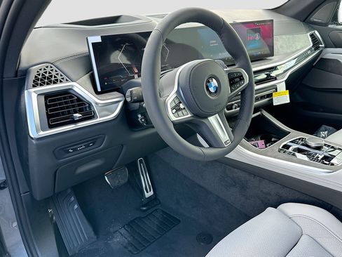 New 2026 BMW X5 sDrive40i w/ M Sport Package RWD image 5