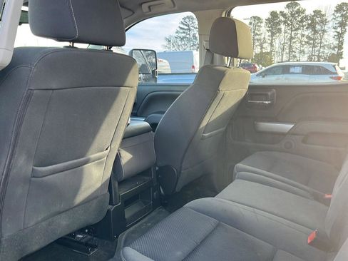Used 2018 Chevrolet Silverado 2500 LT w/ LT Convenience Package image 10