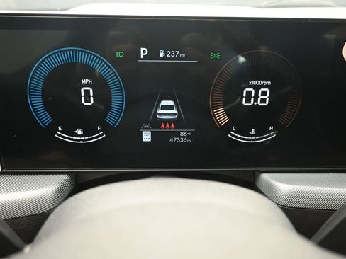 Used 2025 Hyundai Sonata SEL FWD image 10