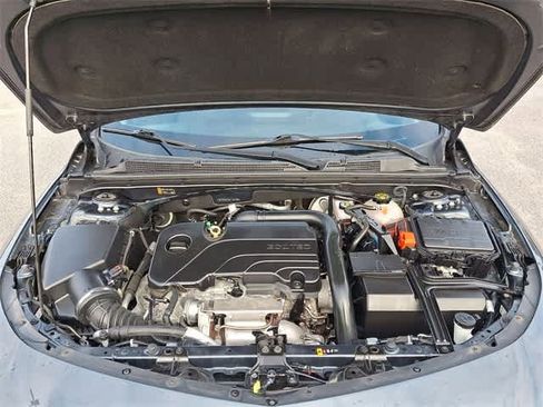 Certified 2020 Chevrolet Malibu LS image 33