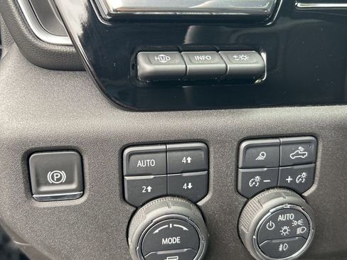 Used 2025 Chevrolet Silverado 2500 LTZ w/ Trail Boss Package image 37