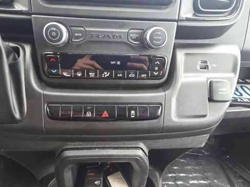 Used 2026 RAM ProMaster 2500 w/ Convenience Group FWD image 20