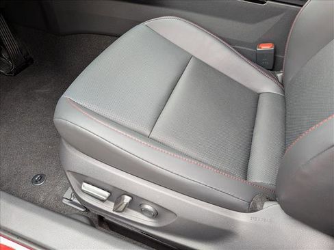 New 2026 Toyota Prius Plug-In Hybrid FWD image 4