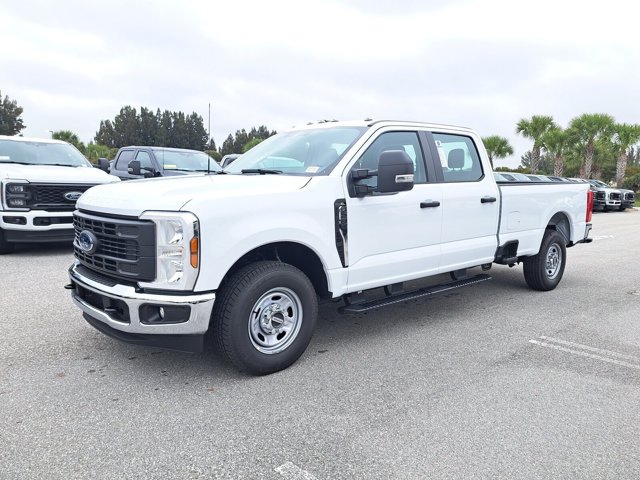 New 2026 Ford F250 XL w/ XL Driver Assist Package RWD image 4