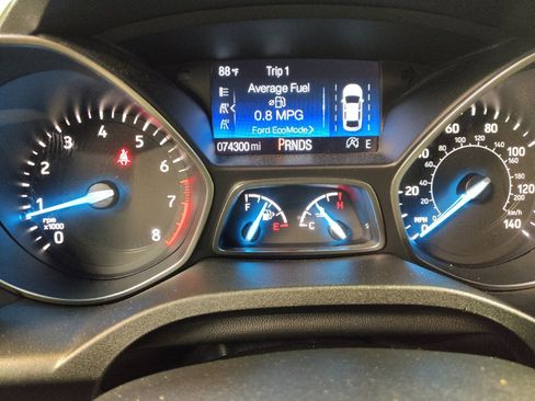 Used 2018 Ford Escape SE w/ SE Sport Appearance Package FWD image 23