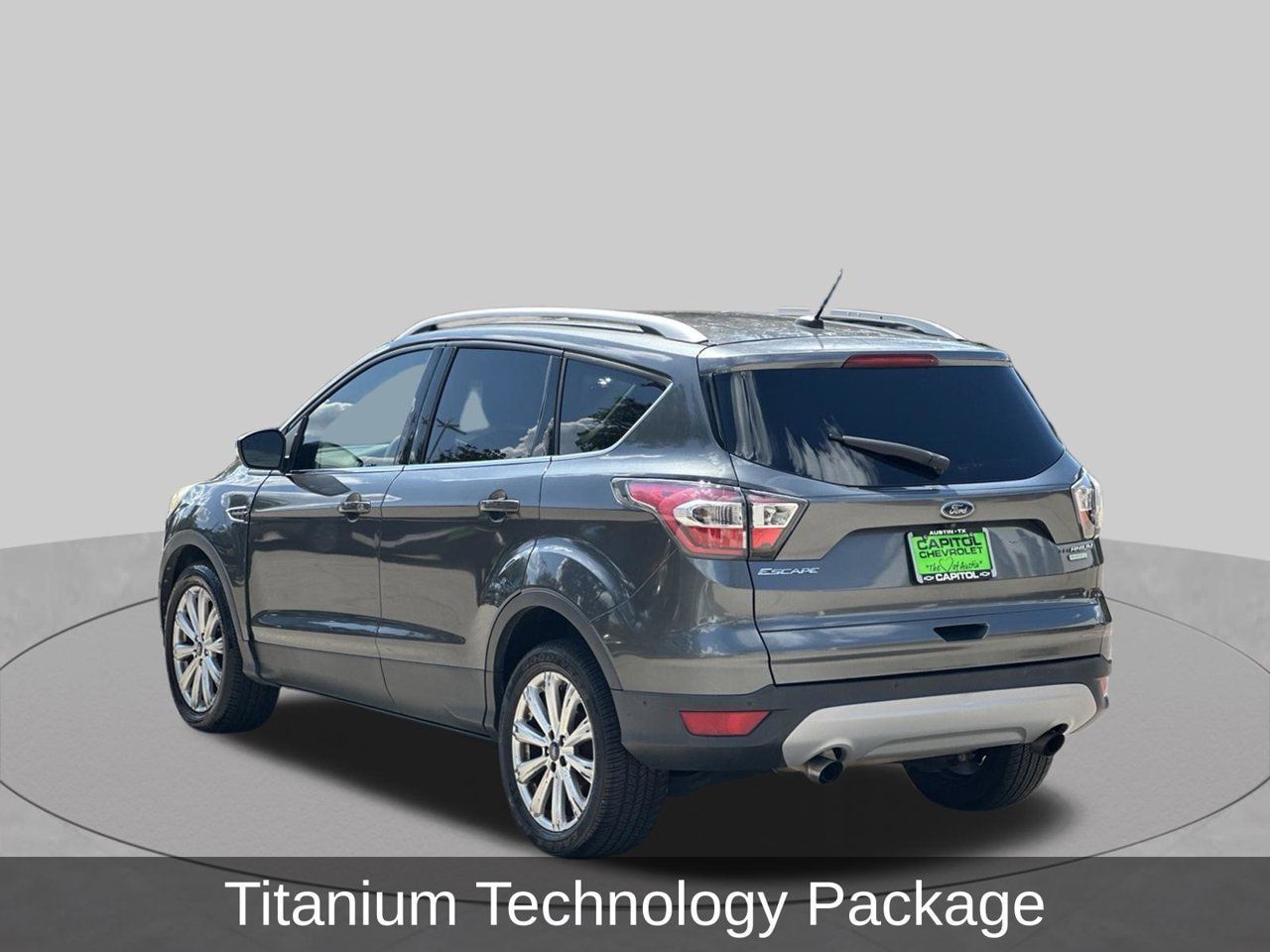 Used 2017 Ford Escape Titanium w/ Equipment Group 301A FWD image 3