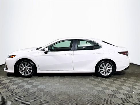 Certified 2024 Toyota Camry LE image 5