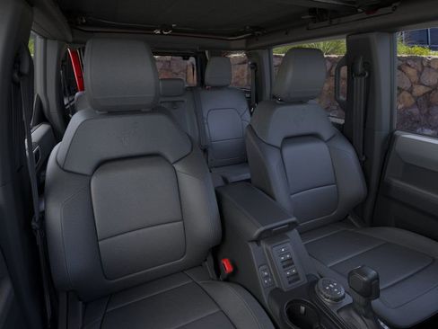 New 2025 Ford Bronco Big Bend w/ Black Diamond Package image 10