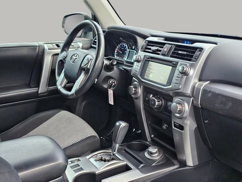 Used 2017 Toyota 4Runner SR5 image 26