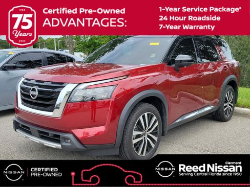Certified 2025 Nissan Pathfinder Platinum w/ Cargo Package AWD/4WD image 1