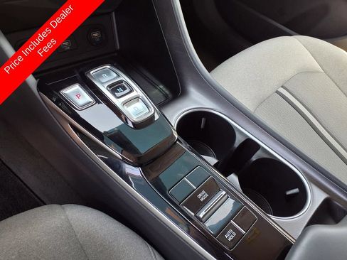 Used 2022 Hyundai Sonata SE w/ Cargo Package FWD image 21