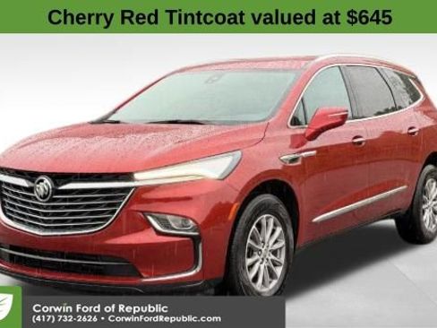Used 2024 Buick Enclave Premium FWD image 1