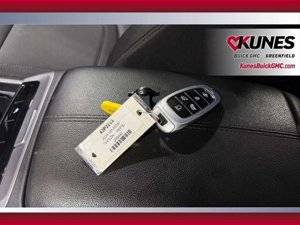 Used 2024 Hyundai Tucson SEL AWD/4WD image 37