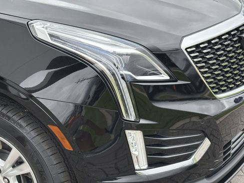 Certified 2022 Cadillac XT5 Luxury FWD image 7