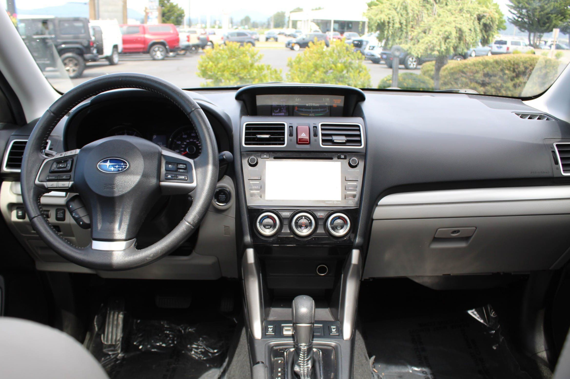 Used 2016 Subaru Forester 2.5i Touring w/ Eyesight & Navigation System AWD/4WD image 20
