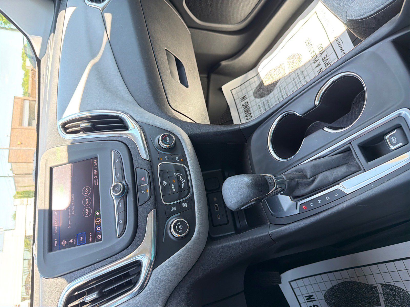Used 2024 Chevrolet Equinox LS w/ LS Convenience Package FWD image 14