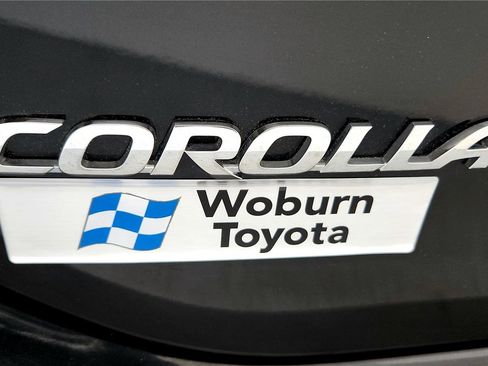 Used 2018 Toyota Corolla SE image 20