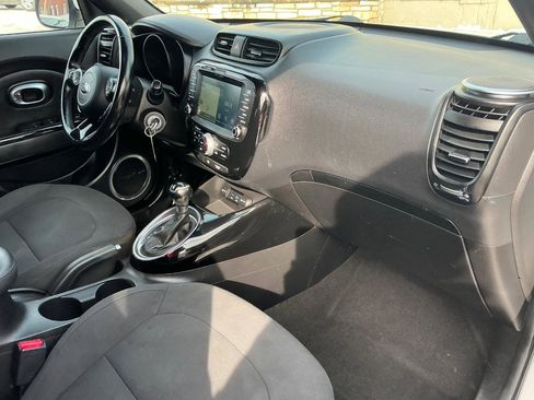 Used 2014 Kia Soul ! w/ Sun & Sound Package image 9