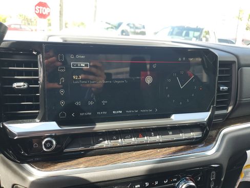 Used 2023 GMC Sierra 1500 Elevation image 19