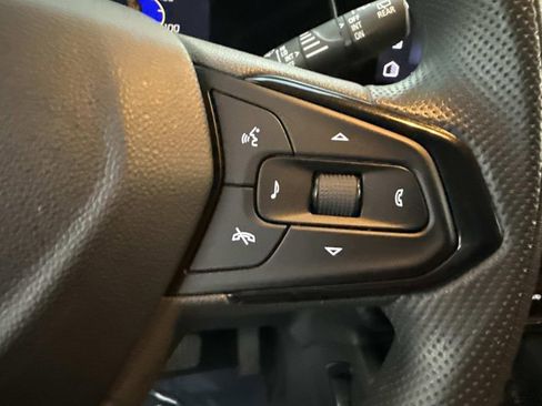 Used 2024 Chevrolet TrailBlazer LT image 36