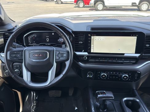 Used 2022 GMC Sierra 1500 SLT w/ SLT Convenience Package image 35