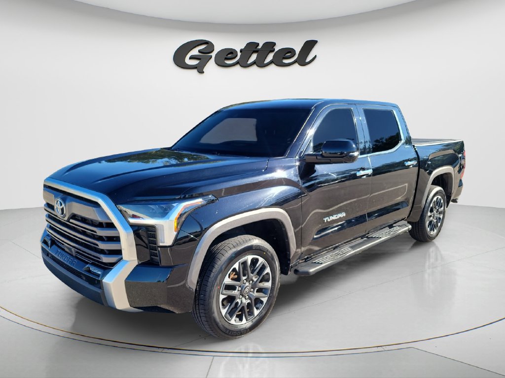 Used 2025 Toyota Tundra Limited AWD/4WD image 1