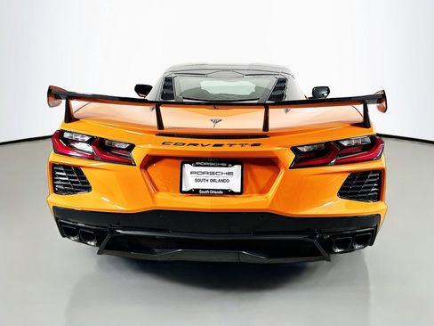 Used 2023 Chevrolet Corvette Stingray Coupe w/ Z51 Performance Package RWD image 10