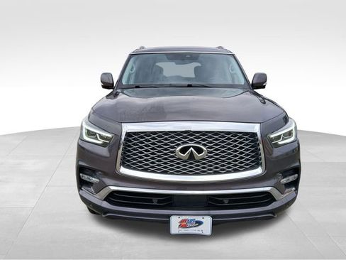 Used 2022 INFINITI QX80 Luxe w/ All-Season Package image 8