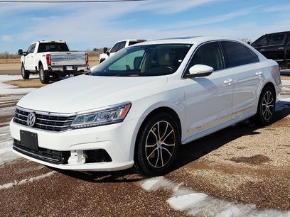Used 2017 Volkswagen Passat 1.8T SE