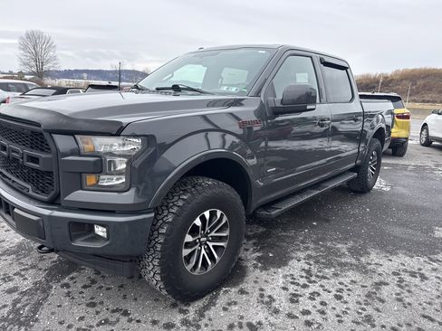 Used 2017 Ford F150 Lariat image 7