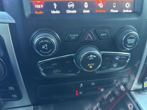 Used 2019 RAM 1500 Big Horn image 15