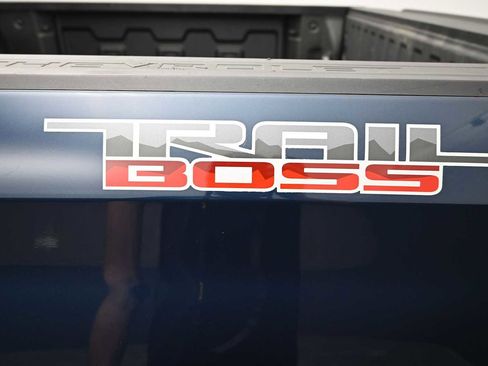 Used 2021 Chevrolet Silverado 1500 Custom Trail Boss AWD/4WD image 24