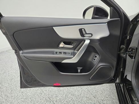 Used 2019 Mercedes-Benz A 220 image 12