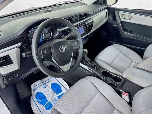 Used 2015 Toyota Corolla LE FWD image 10